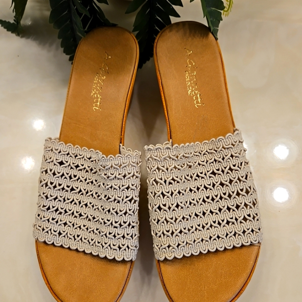 Women's Cream Slide Sandals